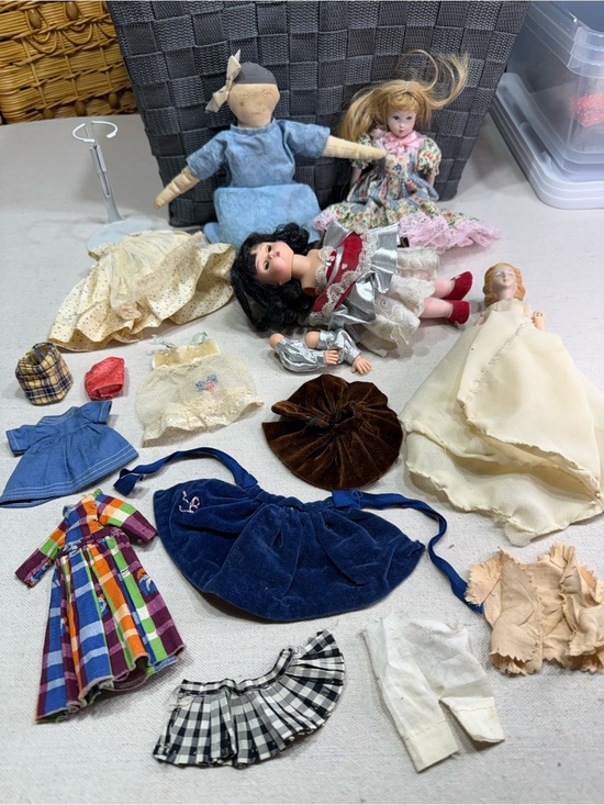 Other - Box of Assorted Dolls and Clothing - Blue, White, Cream, Red, Black